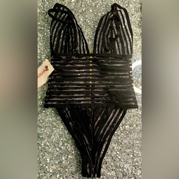 *BRAND NEW, TAGS ATTACHED* M- black elastic teddy with gold zip-up front - Picture 2 of 3